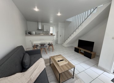 Duplex meublé